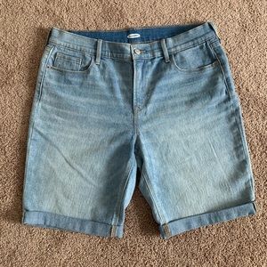 Old Navy Blue Jean Denim Cuffed Shorts - Size 10